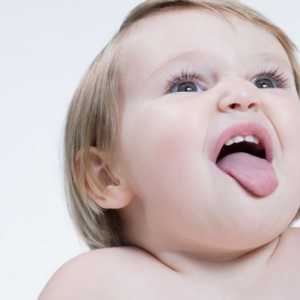 Rumena jezik prevleka otrok: Vzroki in zdravljenje